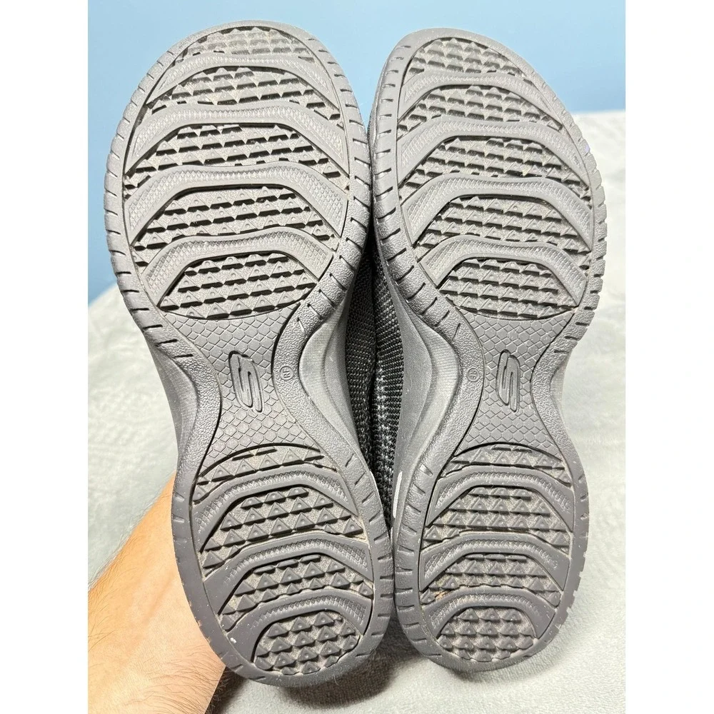 Skechers title go